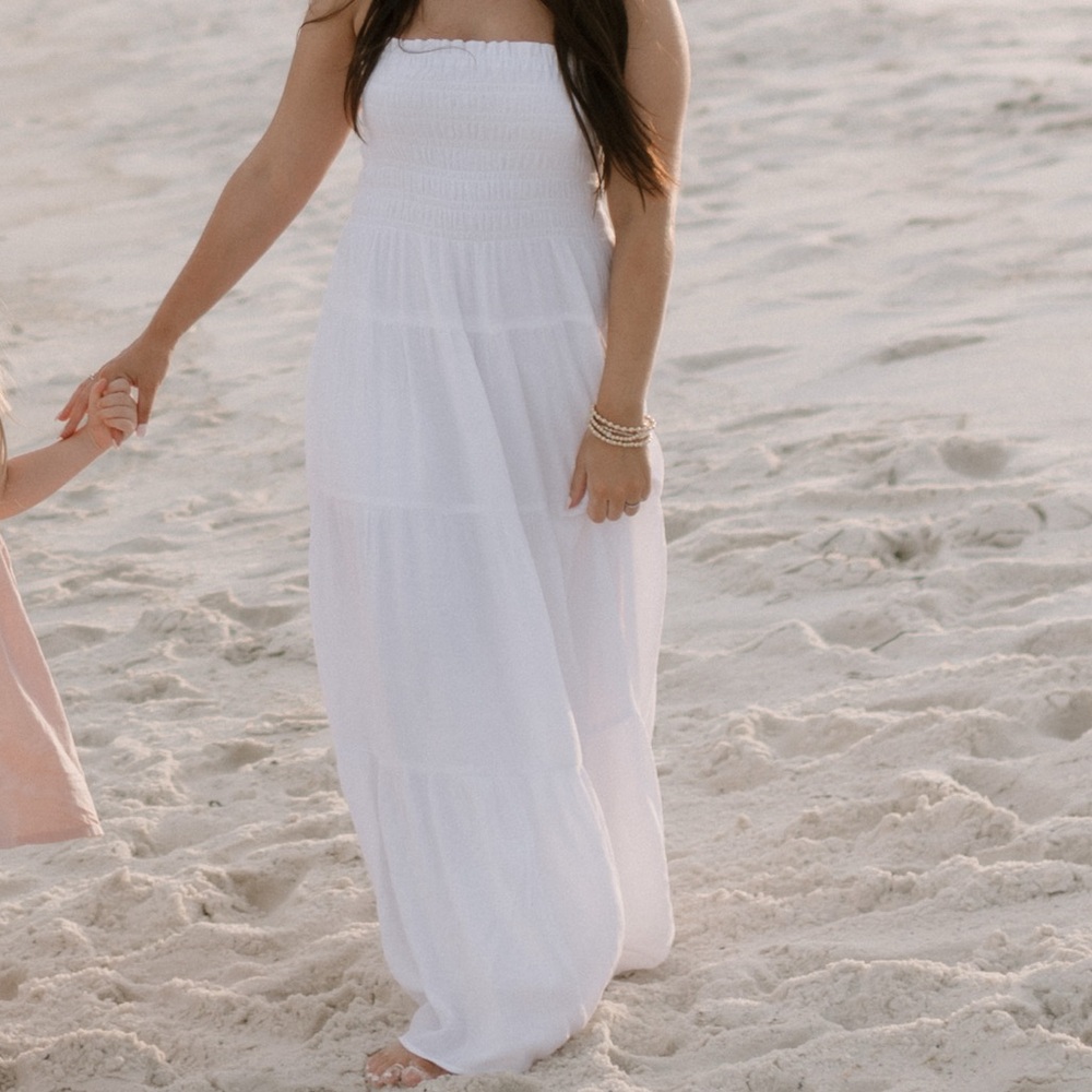 Abercrombie & Fitch White Maxi Dress